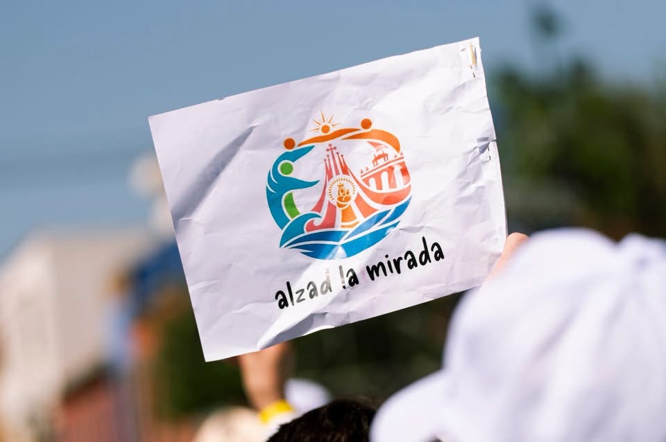 "Tejer redes con el mundo de la cultura, del arte, de la economía y del deporte"
